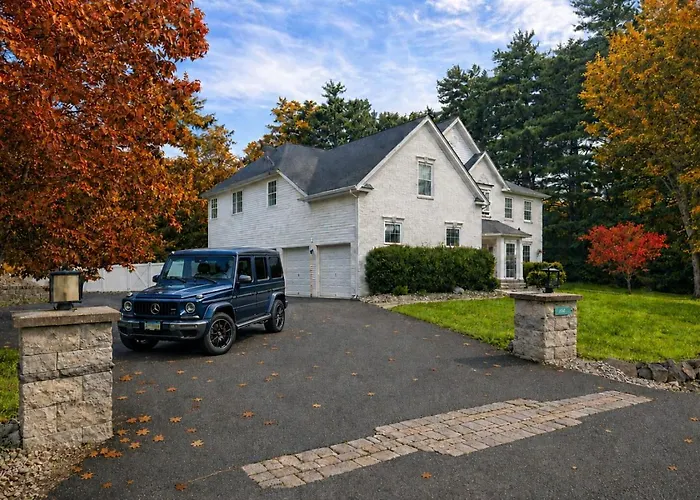 Luxury 5Br Family Retreat | Hot Tub | Game Room | 2 Fire Pits | Resort Amenities